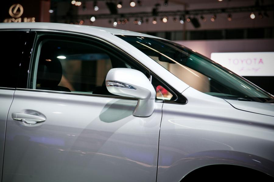  Lexus RX450h 2009 года  (фото 66 из 174)